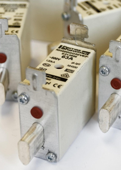 Universal 12V Fuse Block Panel